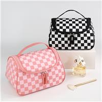 Checkered Pattern Cosmetic Bag – Spacious Portable Travel Makeup Organizer